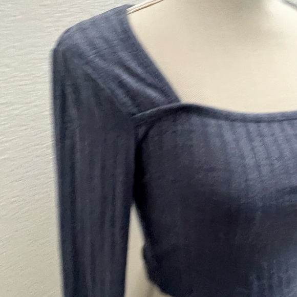 Blue long sleeve crop top - Picture 3 of 5
